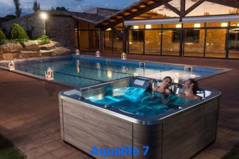 Bồn tắm Aqualife 7 Hot Tub 2160x2160x900mm